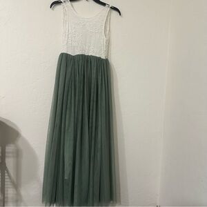 Girls flower girl Elegant Green and White Dress